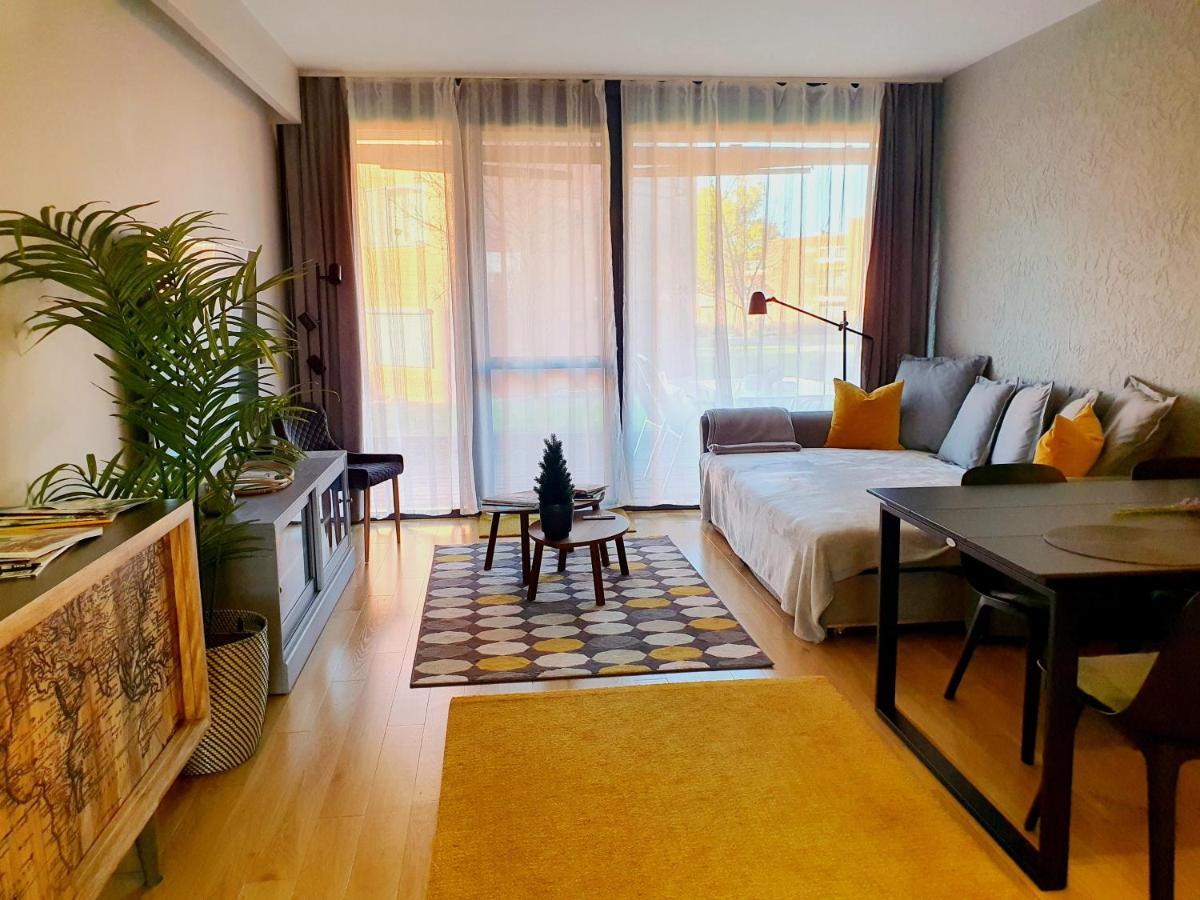 Bl Lakeside Apartman Balatonlelle Exterior photo